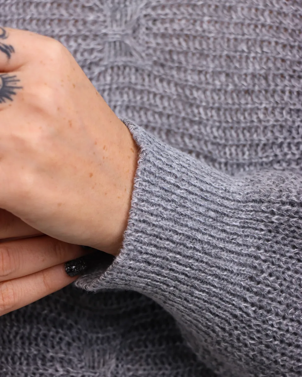 IMG_6498_10_11zon بلوز نیم تنه بافت طرح پروانه زنانه 1138 - Image 4